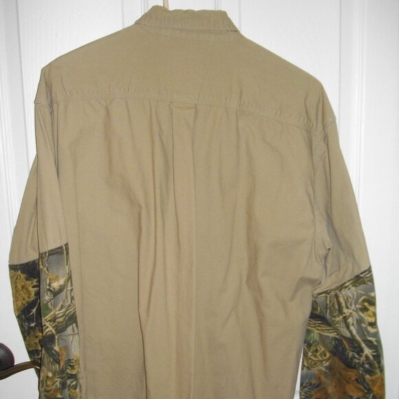 Cabela's tan and camo men's hunting long sleeved shirt, brushed cotton. Large. - Picture 3 of 4